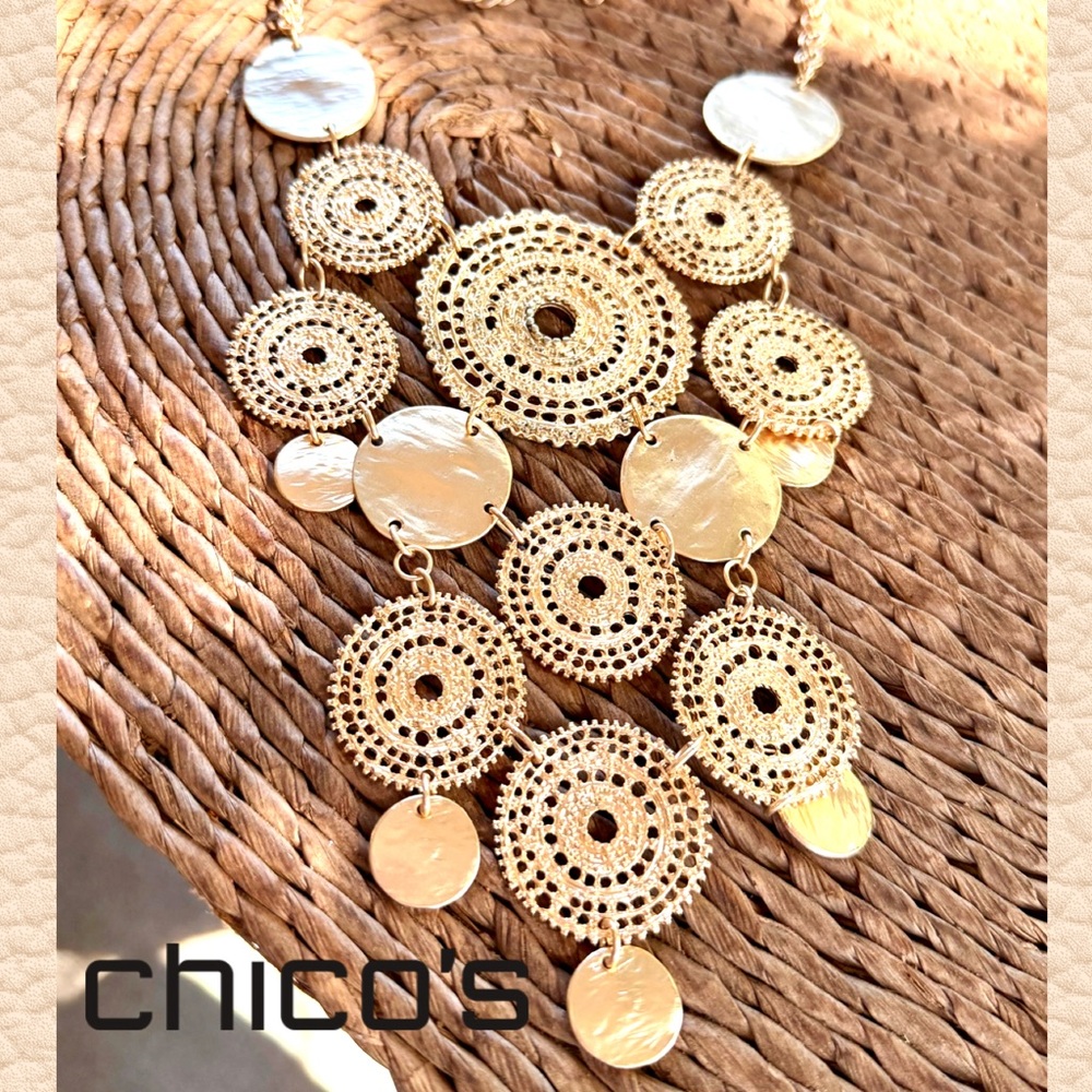 CHICOS NWT Chic Gold Circle Necklace stunning cascading medallions BOHO VIBE